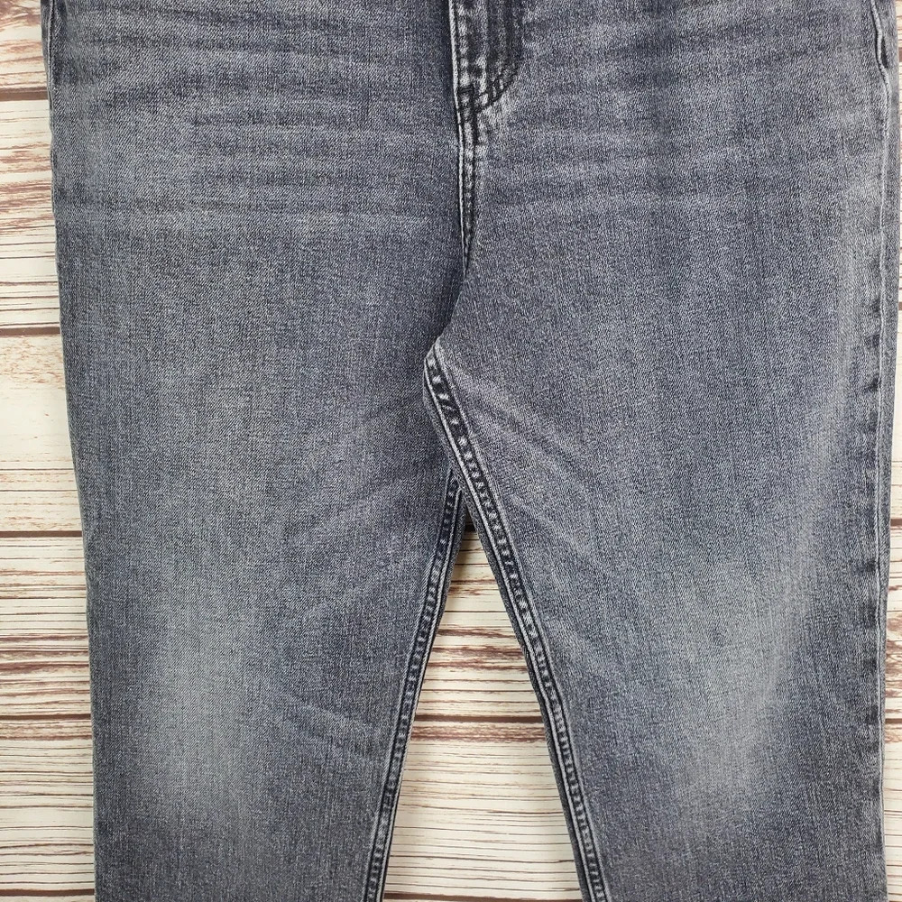 Hudson Womens Size 31x28 Black Holly Straight Leg Distressed Jeans          #238 - Picture 3 of 13